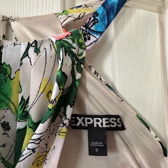 Express Floral Print A Line skater dress size 0 - Picture 4 of 6